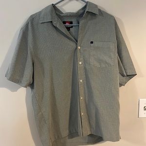 quicksilver button up